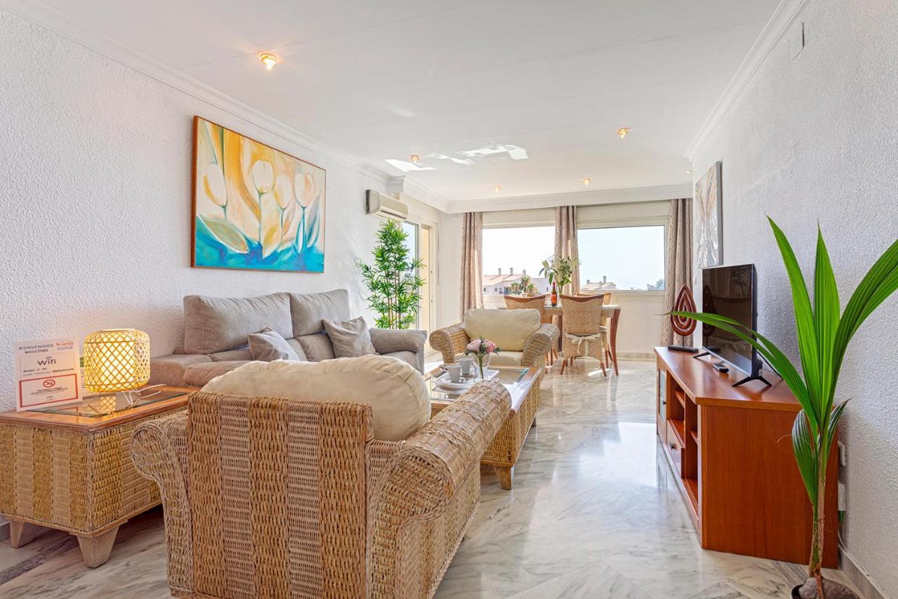 Beach And Pool Holidays At The Grand Coloso Benalmadena Exterior photo